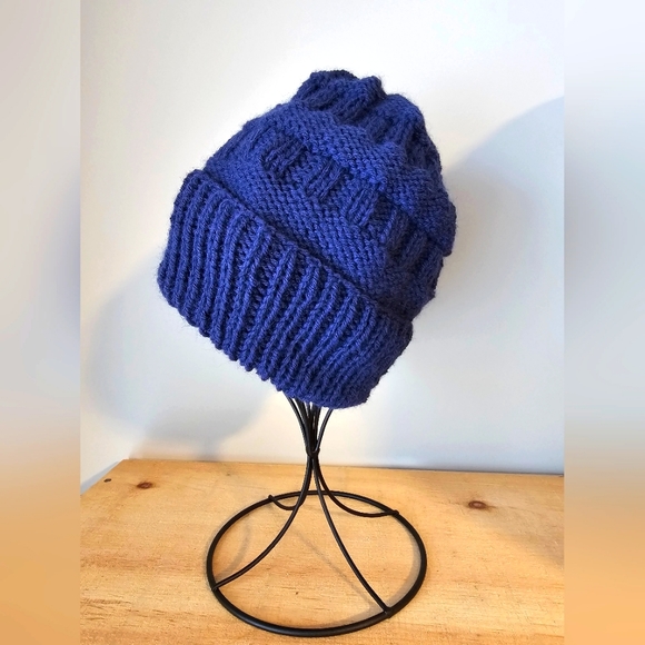 Hand Knit Winter Hat - Picture 2 of 3